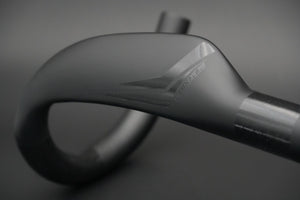 Manillar de carbono de carretera Essencial - BlackBike.es